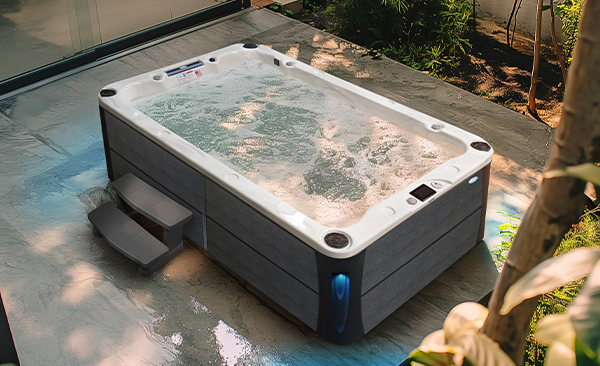 Deck Series Mendoza hot tubs for sale